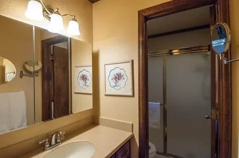 486 Peppertree Ln, Redding, CA 96003 photo 15