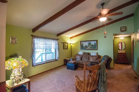 486 Peppertree Ln, Redding, CA 96003 photo 10