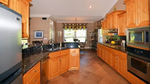 2994 Ross Creek Ct, Redding, CA 96002 photo 8