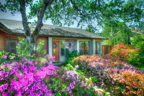 3515 Wasatch Dr, Redding, CA 96001 photo 1