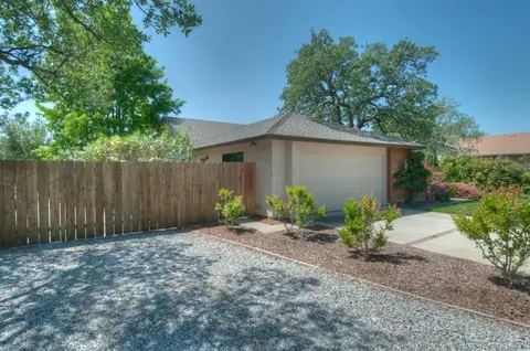 3515 Wasatch Dr, Redding, CA 96001 photo 3