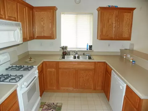 3369 Josh, Anderson, CA 96007 photo 4