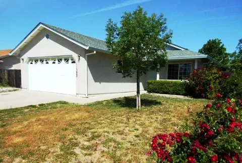 11383 Balboa Dr, Redding, CA 96003 photo 1