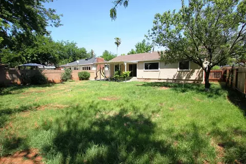 1104 C, Redding, CA 96002 photo 12