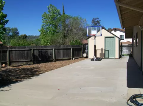 1668 Kildare Dr, Redding, CA 96001 photo 30