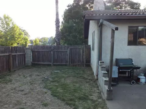 2651 Rainbow Ln, Redding, CA 96002 photo 26