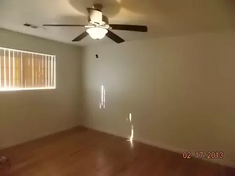 1325 Mistletoe Ln, Redding, CA 96002 photo 8