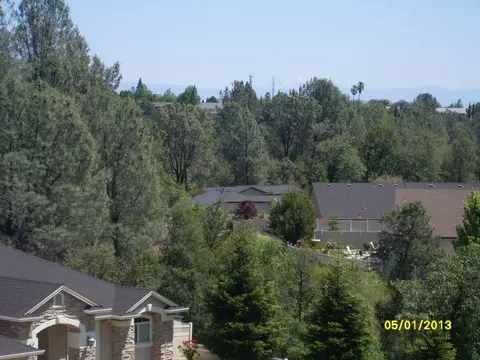 467 River Park, Redding, CA 96003 photo 3
