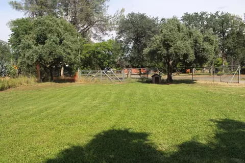 5838 Olive St, Anderson, CA 96007 photo 17