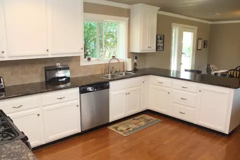 5838 Olive St, Anderson, CA 96007 photo 8