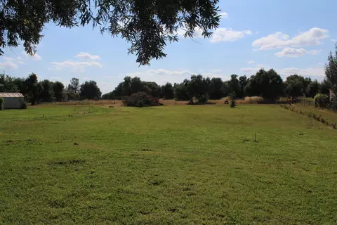 5838 Olive St, Anderson, CA 96007 photo 3