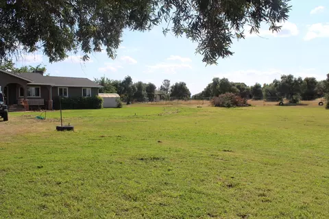 5838 Olive St, Anderson, CA 96007 photo 16