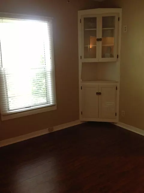 1468 Benton, Redding, CA 96001 photo 10