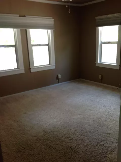 1468 Benton, Redding, CA 96001 photo 8