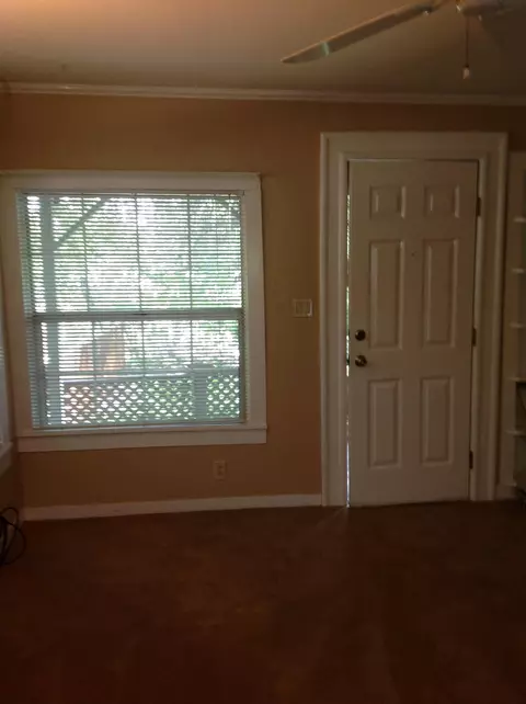 1468 Benton, Redding, CA 96001 photo 11