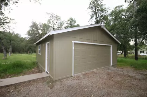 13740 Old Oregon Trl, Redding, CA 96003 photo 6