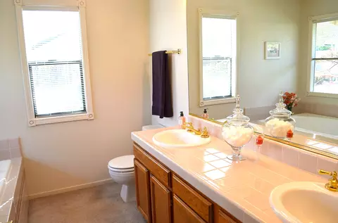1755 Vinson Dr, Redding, CA 96003 photo 11