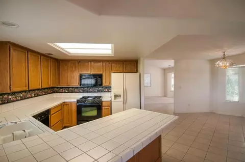2876 Blue Bell Dr, Redding, CA 96001 photo 9