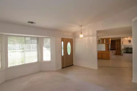 2876 Blue Bell Dr, Redding, CA 96001 photo 4
