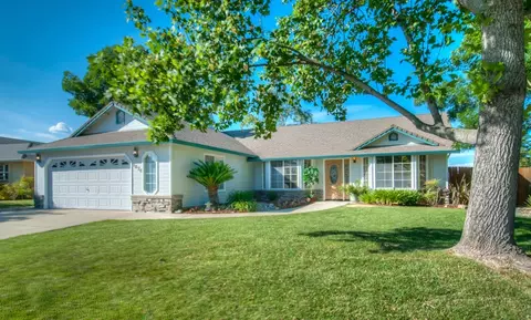 2876 Blue Bell Dr, Redding, CA 96001 photo 1