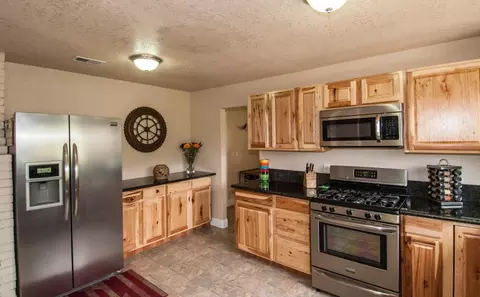 22014 Lone Tree Rd, Anderson, CA 96007 photo 6