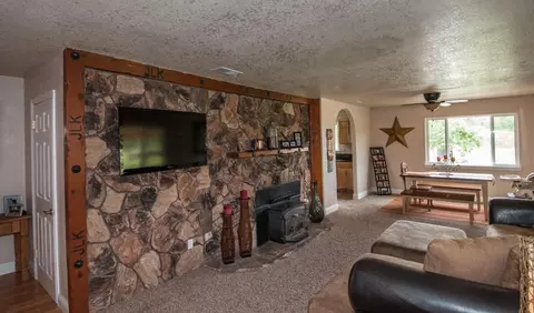 22014 Lone Tree Rd, Anderson, CA 96007 photo 7