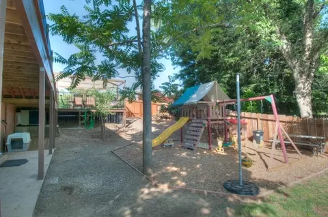2754 Wyndham Ln, Redding, CA 96001 photo 32