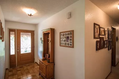 2754 Wyndham Ln, Redding, CA 96001 photo 3