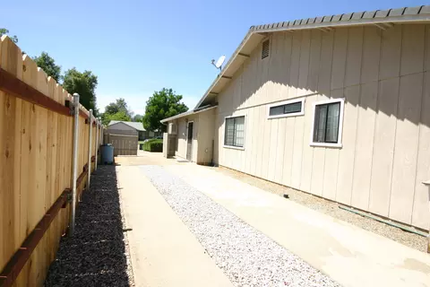 1961 Timbercreek Ct, Redding, CA 96002 photo 7