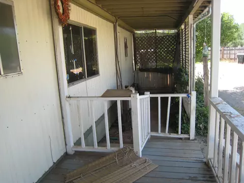 1025 Henry Moore Ln, Redding, CA 96003 photo 1