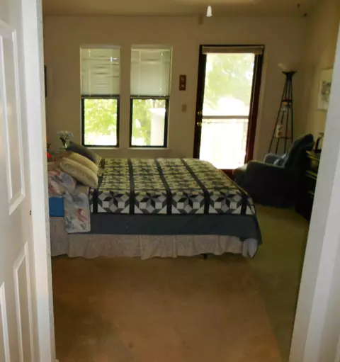 6004 Mid Drive Trl, Redding, CA 96003 photo 4