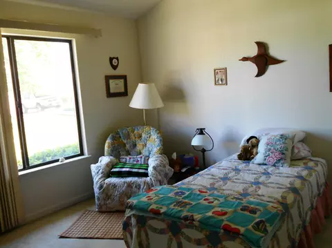 6004 Mid Drive Trl, Redding, CA 96003 photo 8