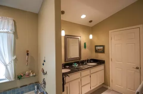 15270 Mountain Shadows Dr, Redding, CA 96001 photo 20