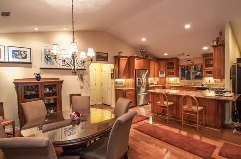 15270 Mountain Shadows Dr, Redding, CA 96001 photo 12