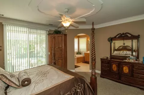 15553 Mountain Shadows Dr, Redding, CA 96001 photo 8