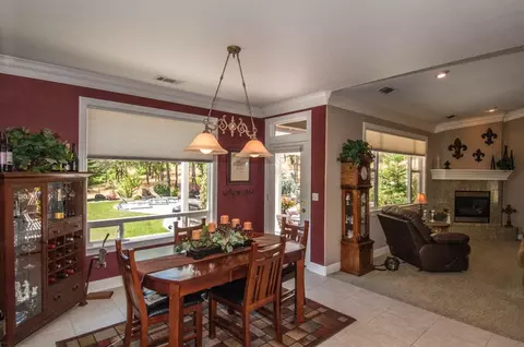 15553 Mountain Shadows Dr, Redding, CA 96001 photo 7