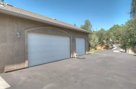 15553 Mountain Shadows Dr, Redding, CA 96001 photo 19