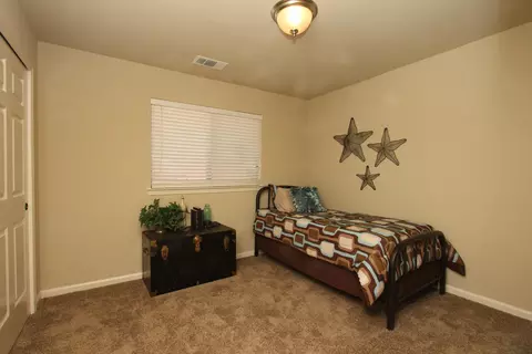 2765 Crystal Tree Dr, Redding, CA 96001 photo 7