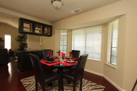 2765 Crystal Tree Dr, Redding, CA 96001 photo 4