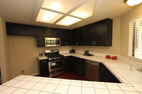 2765 Crystal Tree Dr, Redding, CA 96001 photo 3