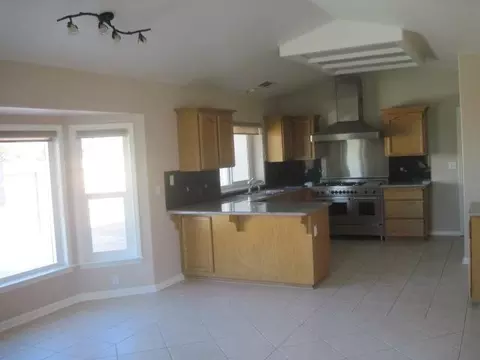 2225 Cumberland Dr, Redding, CA 96001 photo 7