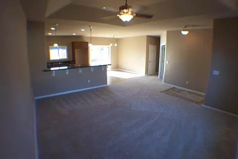 7149 Landcaster Ct, Redding, CA 96001 photo 5