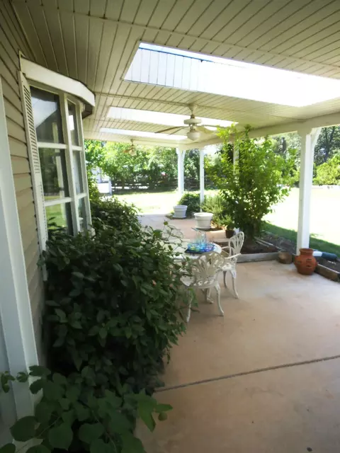 20574 Strawn Dr, Redding, CA 96003 photo 32