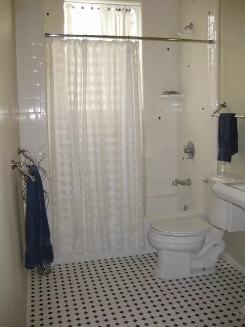 2067 Placer, Redding, CA 96001 photo 8