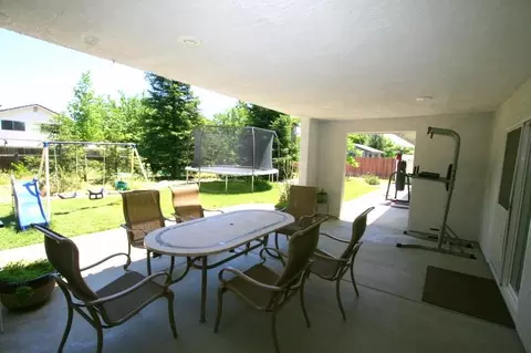 2473 Amethyst Way, Redding, CA 96003 photo 16
