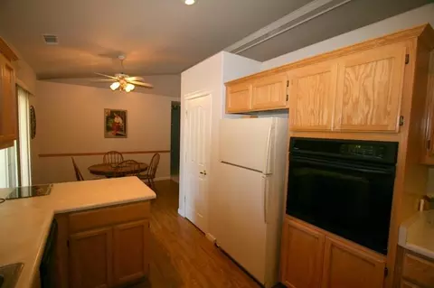 2473 Amethyst Way, Redding, CA 96003 photo 6