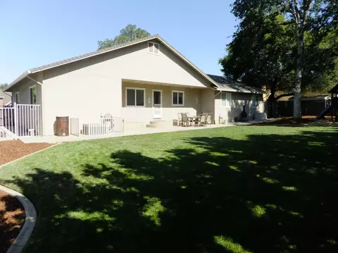 4639 Columbine Dr, Redding, CA 96002 photo 16