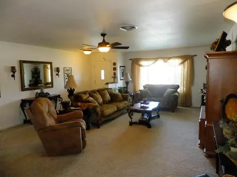 4639 Columbine Dr, Redding, CA 96002 photo 6