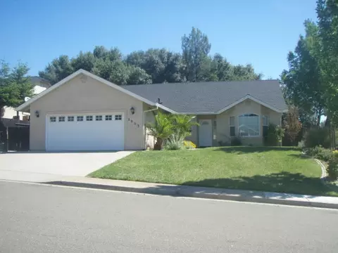 3953 Cambria Dr, Redding, CA 96002 photo 4