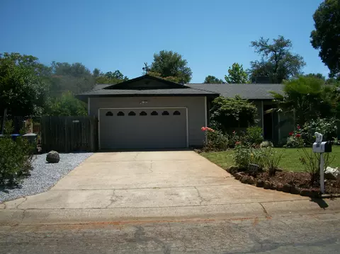 1183 Ruthie Ln, Redding, CA 96002 photo 1